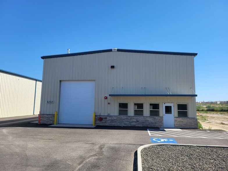 More Photos Of 3232 N Black Butte Ct, Nampa Industrial For Sale