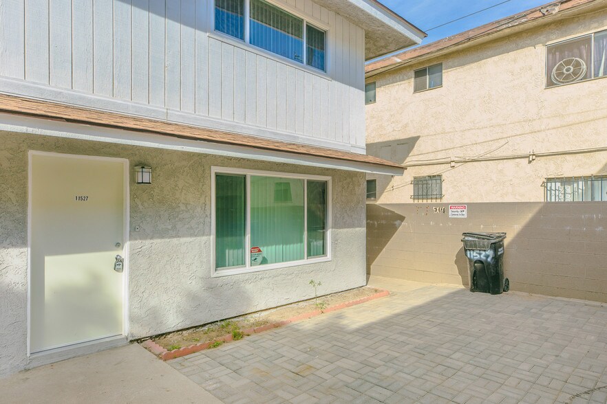 More Photos Of 11525 Haro Ave, Downey Multifamily For Sale