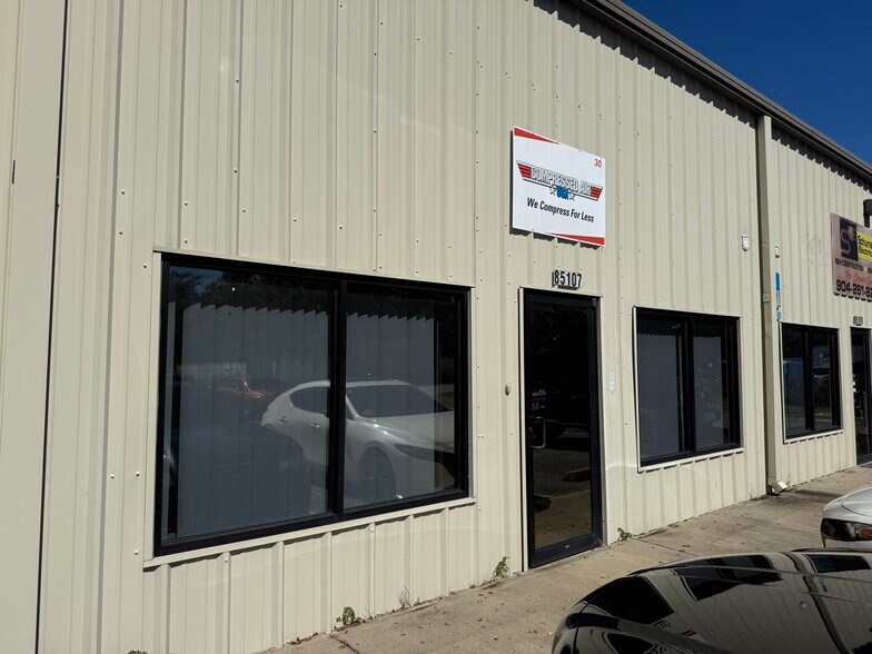 More Photos Of 85107 Commercial Park Dr, Yulee Warehouse For Lease