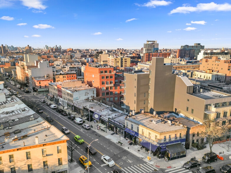 More Photos Of 671-689 Washington Ave, Brooklyn Storefront For Lease