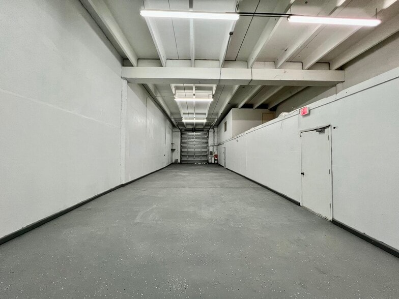 More Photos Of 7200-7360 NW 56th St, Miami Warehouse For Sale