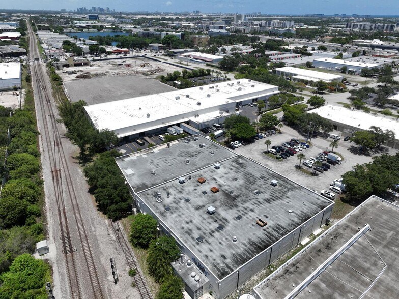 More Photos Of 4200 N 29th Ave, Hollywood Unknown For Lease