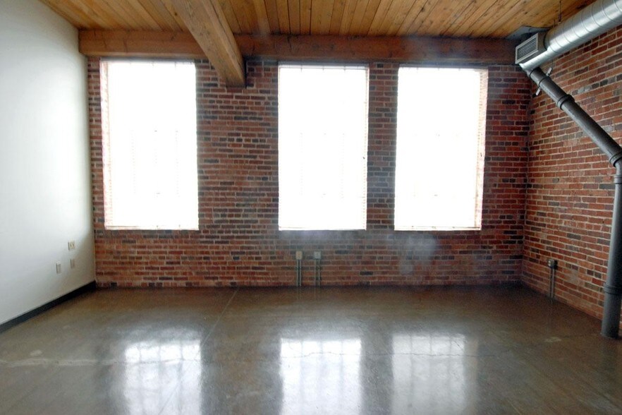 More Photos Of 1726 Champa St, Denver Office Residential For Lease