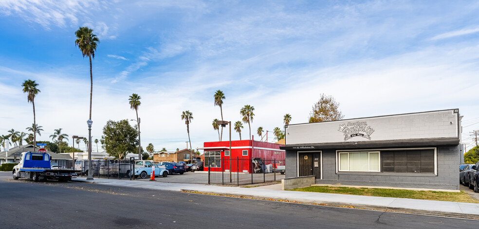 Primary Photo Of 700 N Anaheim Blvd, Anaheim Auto Repair For Sale