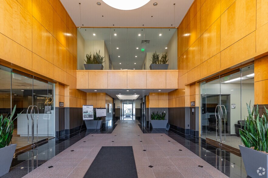More Photos Of 9020 Overlook Blvd, Brentwood Office For Lease