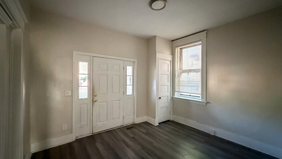 More Photos Of 2478 Paris St, Cincinnati Multifamily For Sale