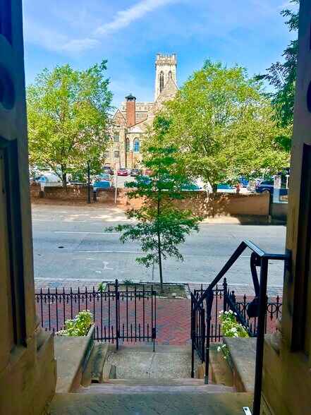 More Photos Of 825 N Charles St, Baltimore Apartments For Sale