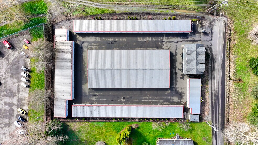 More Photos Of 1479 W Smith Rd, Ferndale Self Storage For Sale