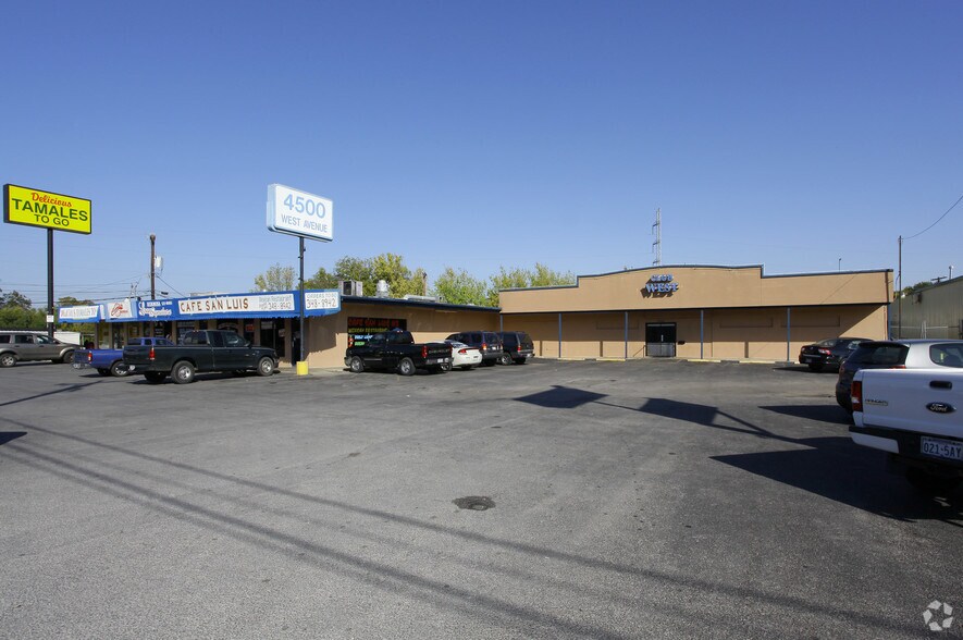 More Photos Of 4500 West Ave, San Antonio Storefront Retail Office For Lease