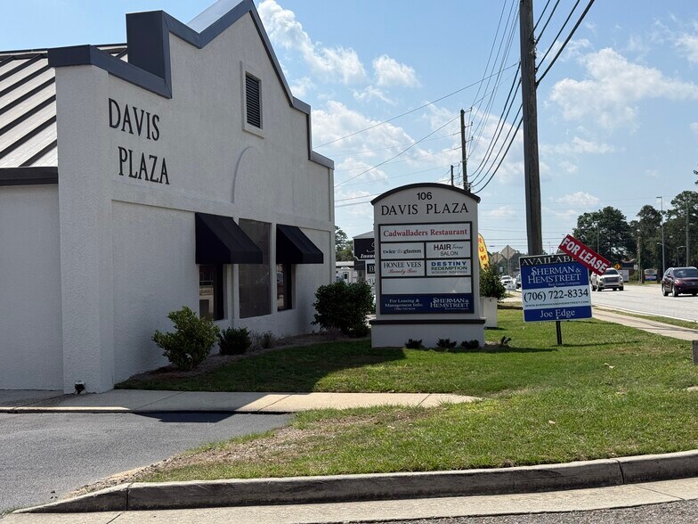 More Photos Of 106 Davis Rd, Augusta Storefront Retail Office For Lease