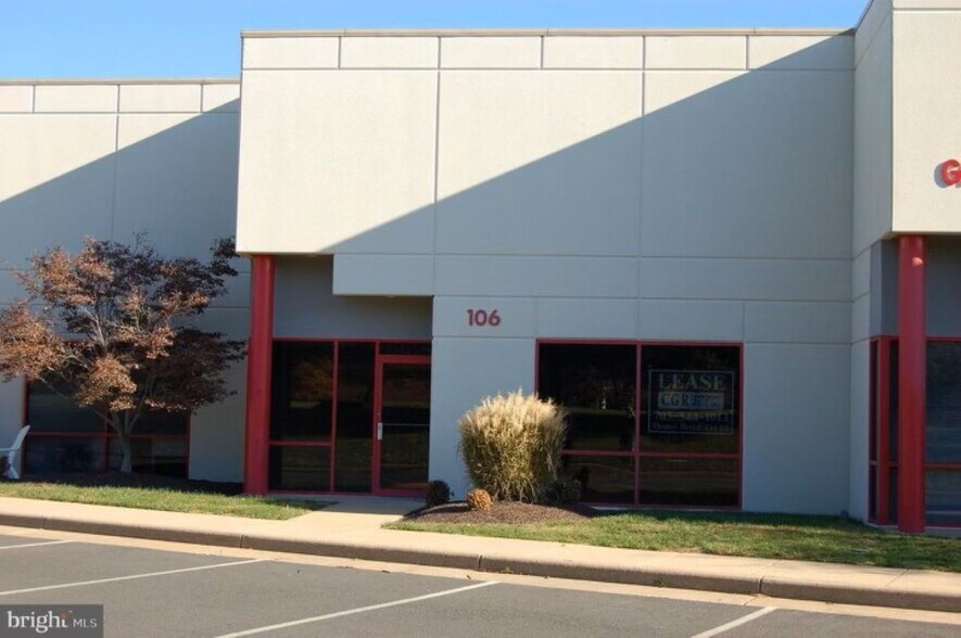 More Photos Of 44632 Guilford Dr, Ashburn Flex For Lease