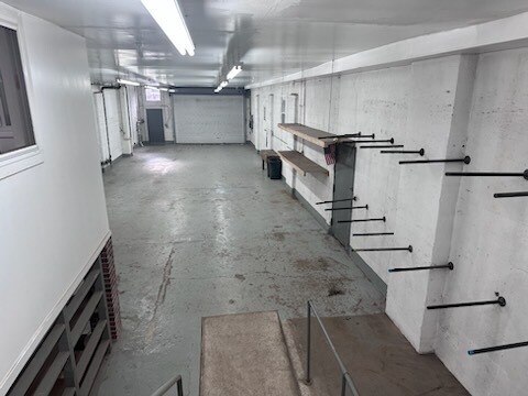 More Photos Of 8077 Cypress Ave, Glendale Warehouse For Lease