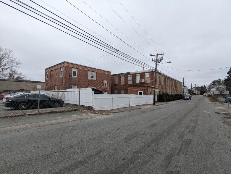 More Photos Of 27 Mill St, Johnston Manufacturing For Sale