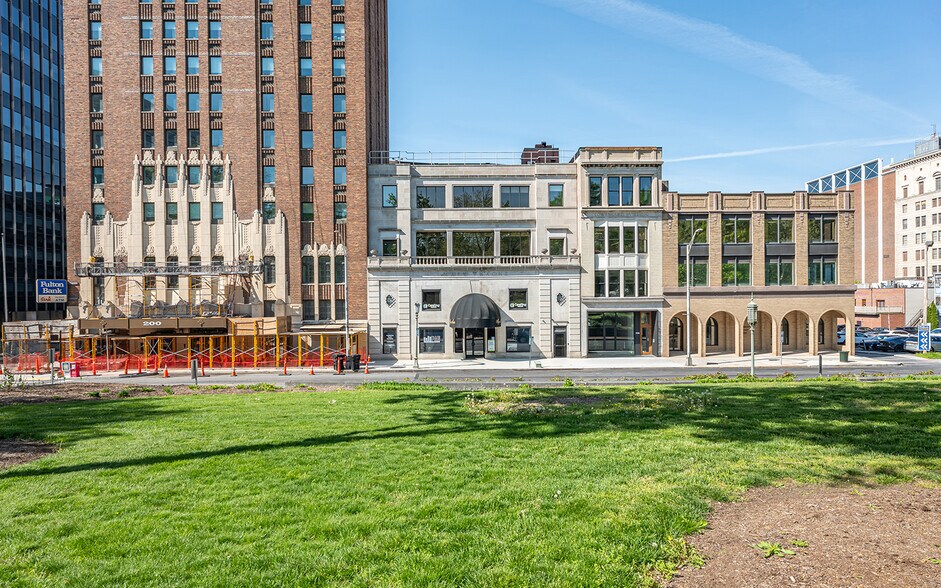 More Photos Of 208 N 3rd St, Harrisburg Office For Sale