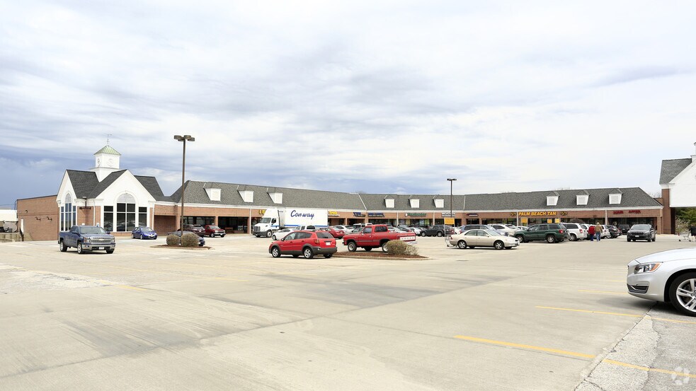 More Photos Of 7989-8011 Broadview Rd, Broadview Heights Unknown For Lease