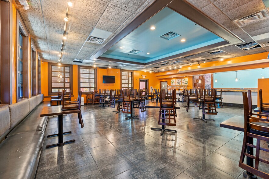 More Photos Of 801 Highway 17 S, North Myrtle Beach Restaurant For Sale