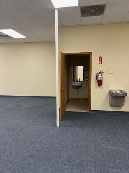 More Photos Of 3677 W Outer Rd, Arnold General Retail For Lease