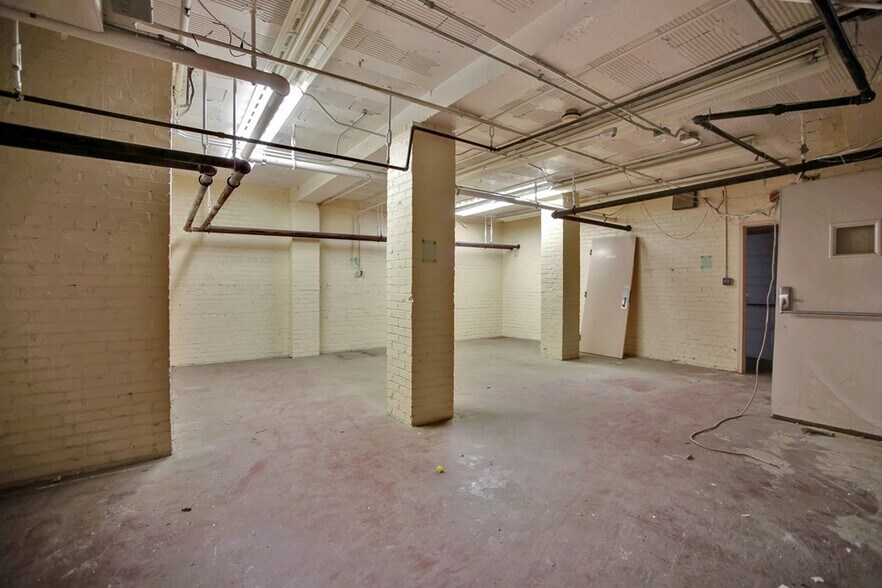 More Photos Of 2 Waln St, Wellsboro Office For Sale