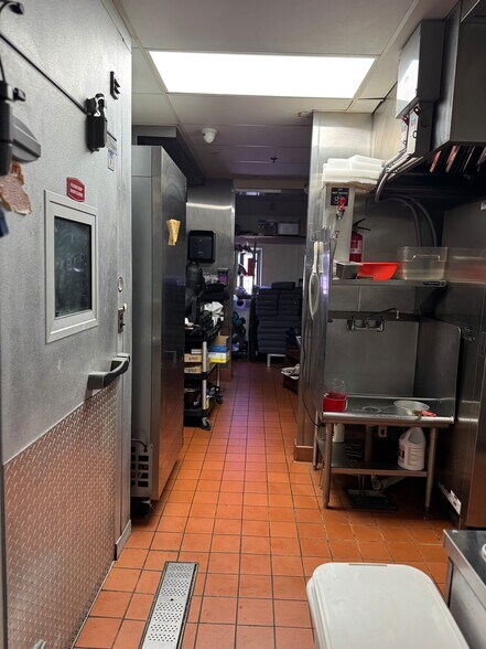 More Photos Of 4109 State Highway 121, Carrollton Restaurant For Lease