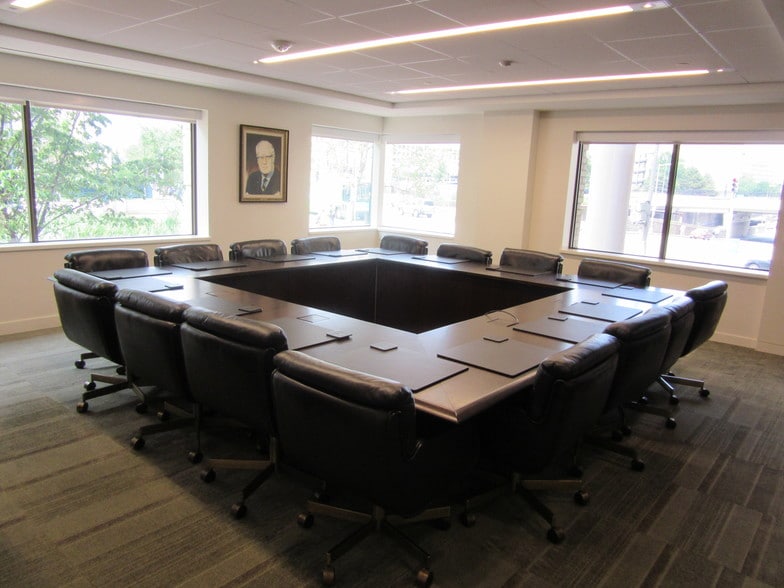 More Photos Of 409 12th St SW, Washington Office For Lease