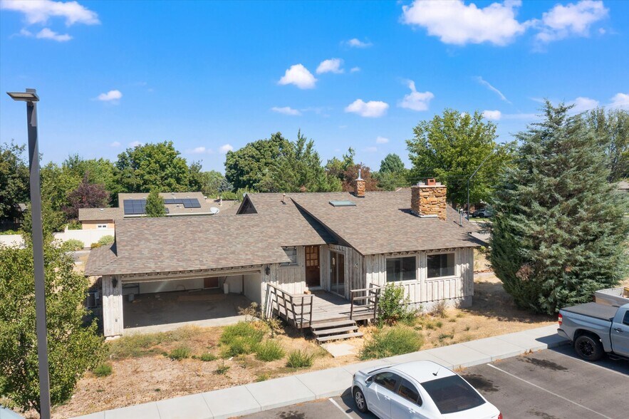 More Photos Of 10610 McMillan Rd, Boise Apartments For Sale
