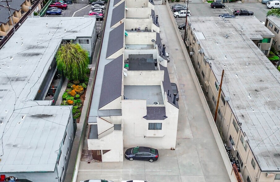 More Photos Of 9248 Palm St, Bellflower Apartments For Sale