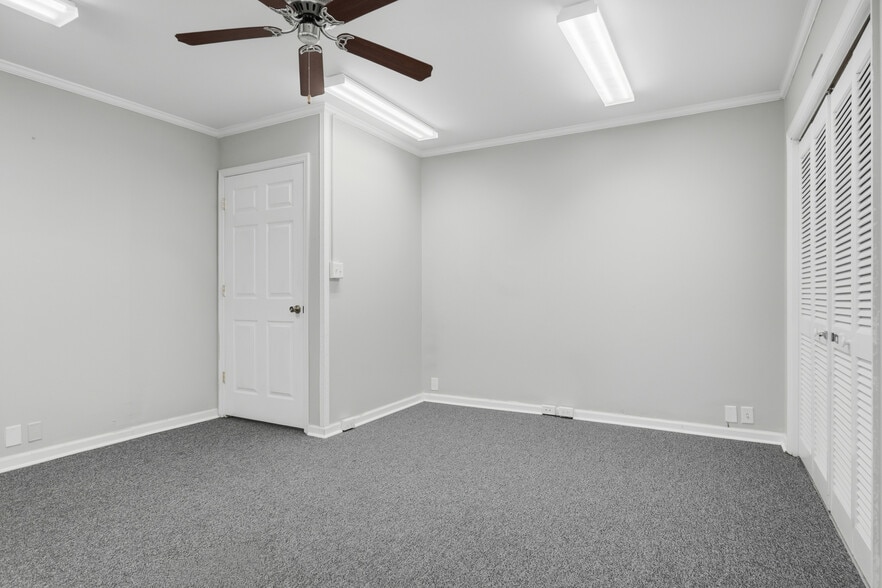 More Photos Of 615 Barlow St, Americus Healthcare For Sale