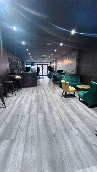 More Photos Of 2072 Steinway St, Astoria Sports And Entertainment For Sale