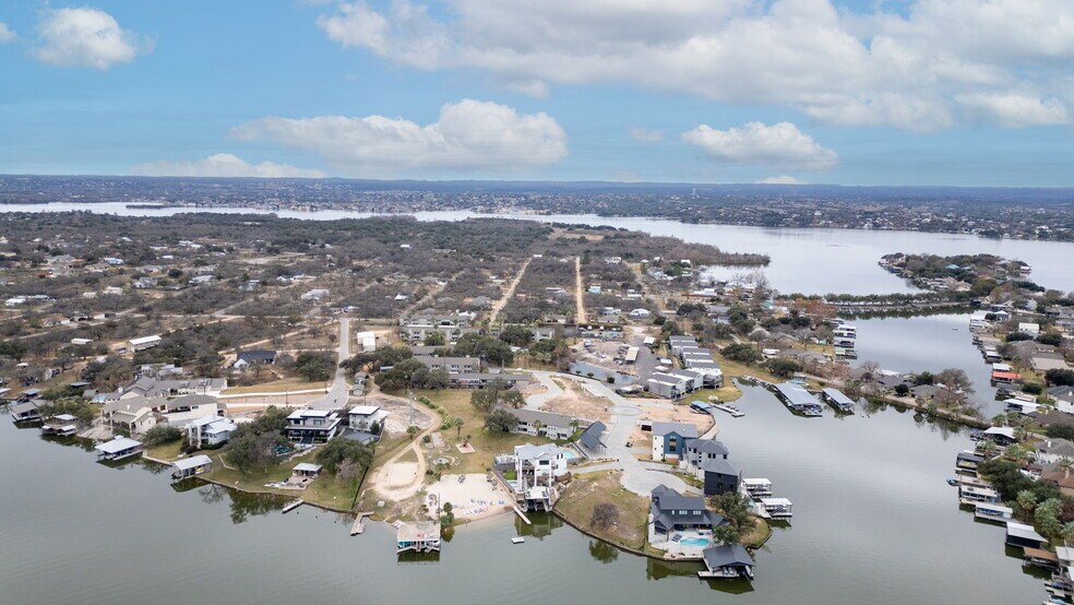 More Photos Of 604 Highcrest Dr, Marble Falls Specialty For Sale