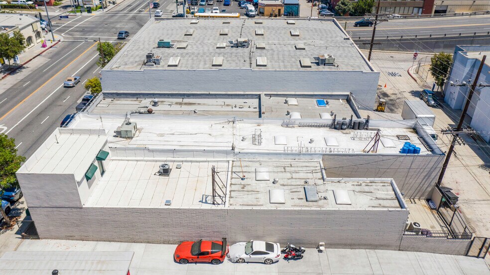 More Photos Of 6617 San Fernando Rd, Glendale Warehouse For Sale