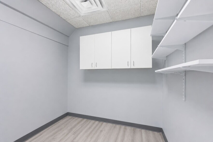 More Photos Of 3611 Richmond Ave, Staten Island Medical For Lease