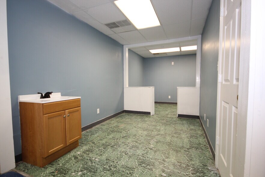 More Photos Of 1823 N Main St, Dayton Daycare Center For Sale