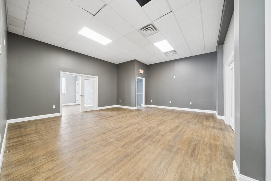 More Photos Of 4491 School Rd S, Export Freestanding For Sale