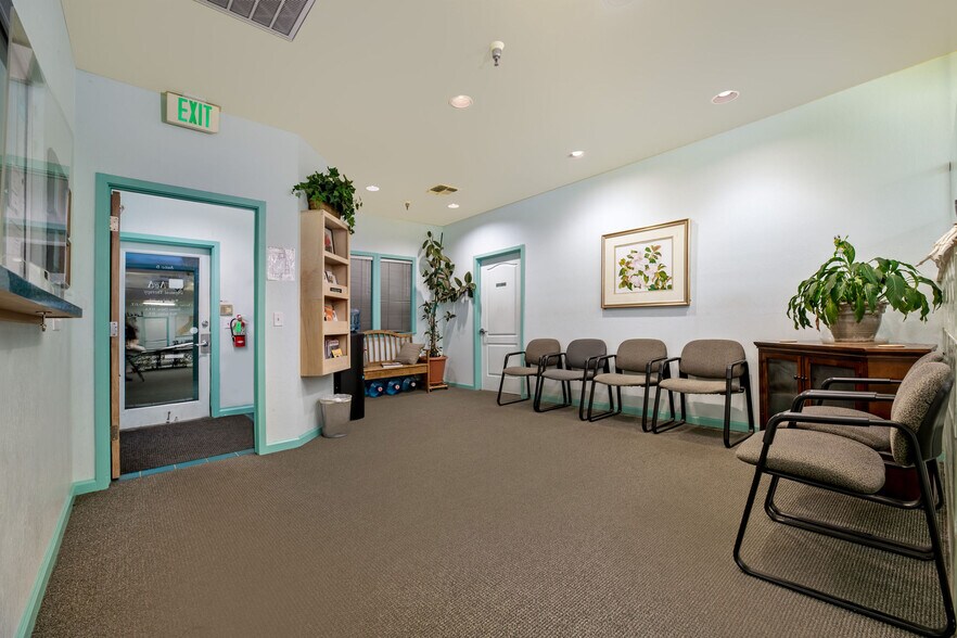 More Photos Of 104 Margaret Ln, Grass Valley Medical For Sale