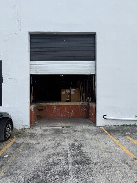 More Photos Of 5150 NW 37th Ave, Miami Warehouse For Lease