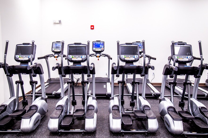 More Photos Of 649 Cherry St, Terre Haute Apartments For Lease