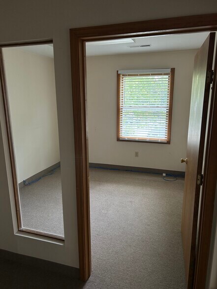 More Photos Of 200 Industrial Pky, Chagrin Falls Medical For Lease