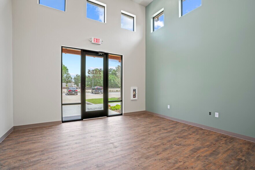 More Photos Of 2751 S Loop 336 W, Conroe Office For Sale