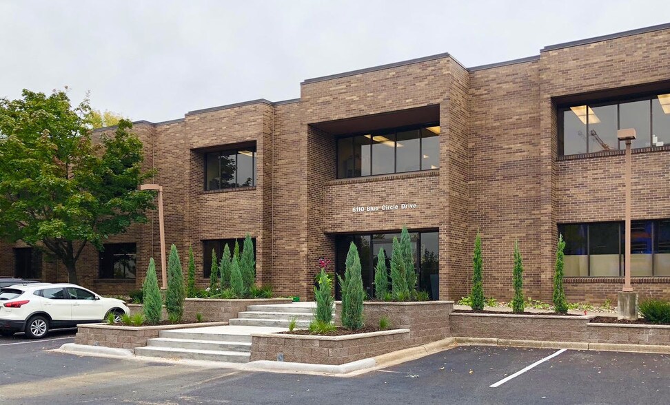 More Photos Of 6110 Blue Circle Dr, Minnetonka Office For Lease
