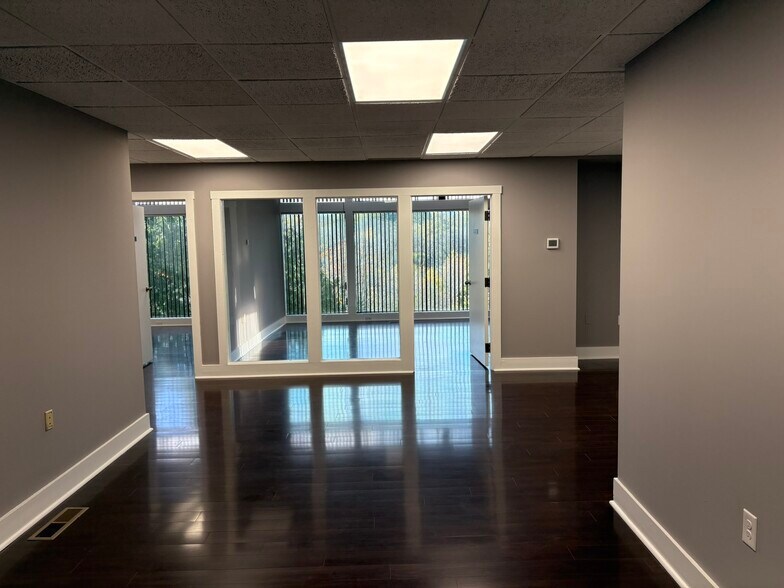 More Photos Of 6099 Riverside Dr, Dublin Office For Lease