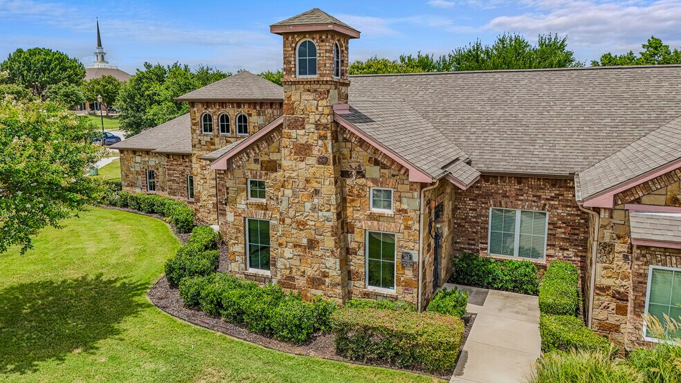 More Photos Of 905 Trophy Club Dr, Trophy Club Office For Lease