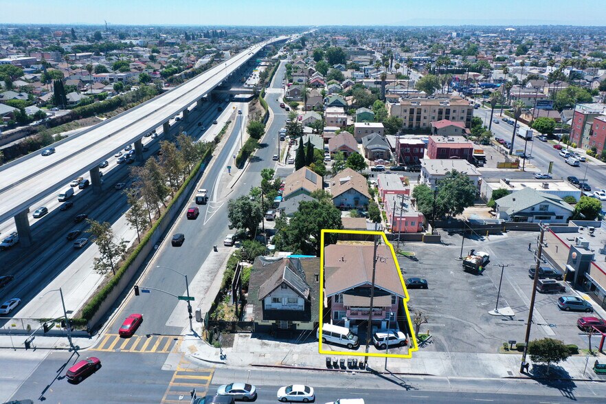 More Photos Of 458 W Vernon Ave, Los Angeles Apartments For Sale