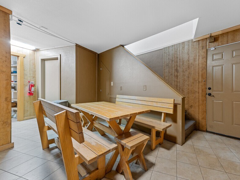 More Photos Of 24 Old County Home Rd, Asheville Light Distribution For Lease