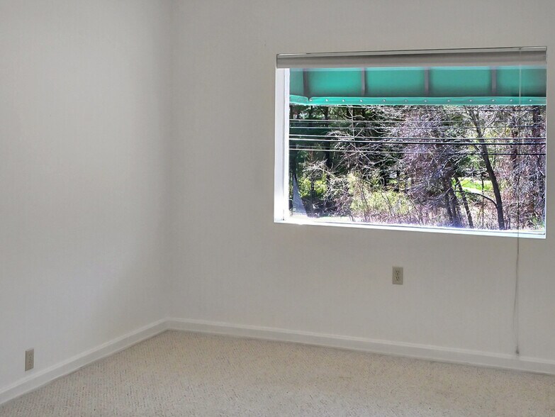 More Photos Of 481 Great Rd, Acton Unknown For Lease