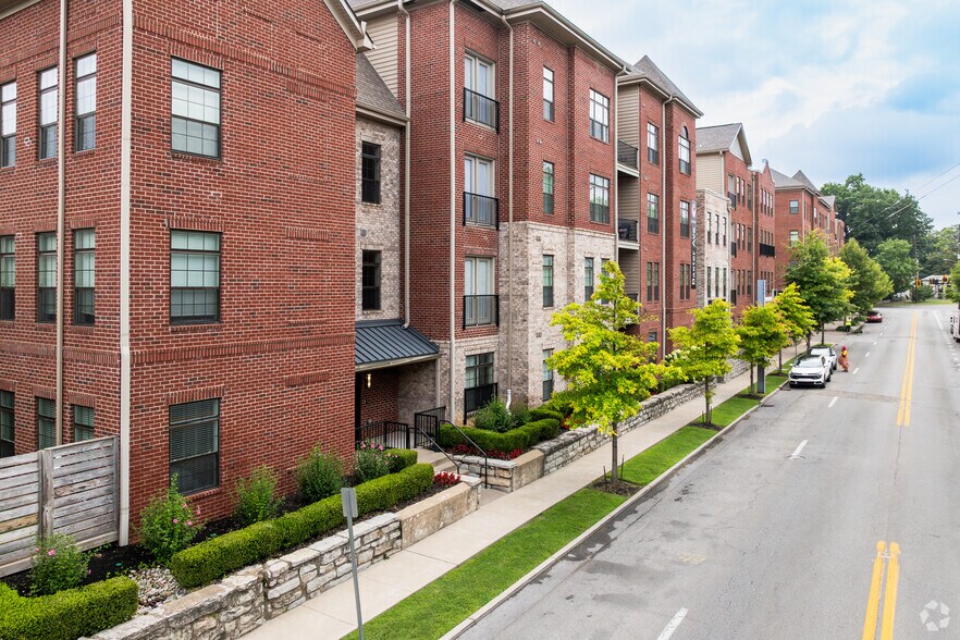 More Photos Of 1221 E Broadway, Louisville Apartments For Lease