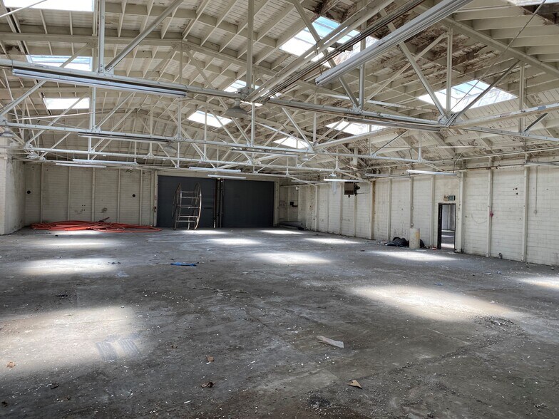 More Photos Of 110 E 14th St, San Leandro Freestanding For Sale