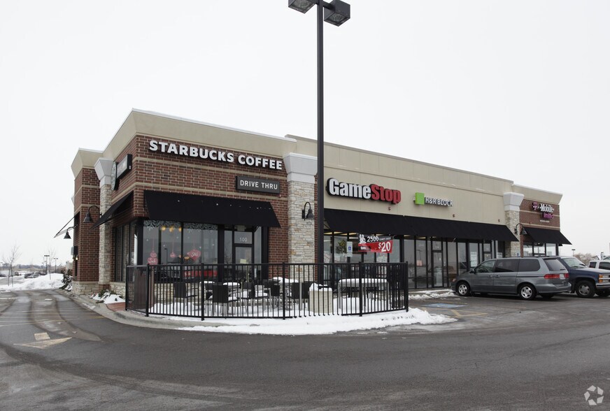 More Photos Of 2948 Kirk Rd, Aurora Freestanding For Lease