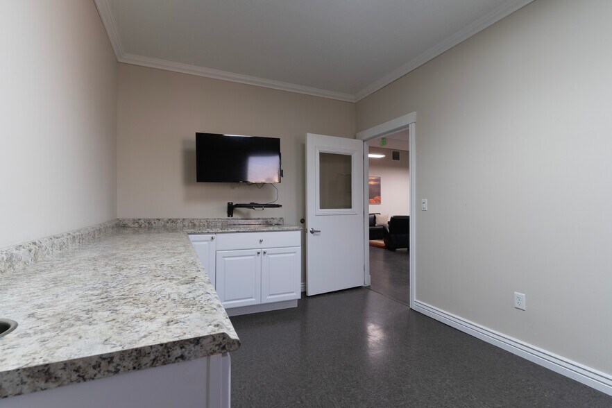 More Photos Of 268 W 400 S, Salt Lake City Medical For Sale