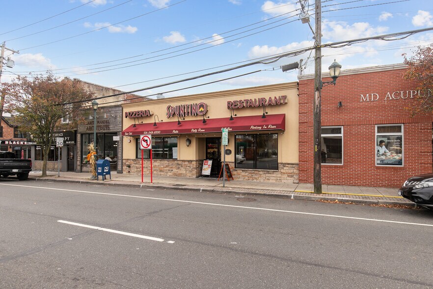 More Photos Of 27-29 Hillside Ave, Williston Park Storefront For Sale