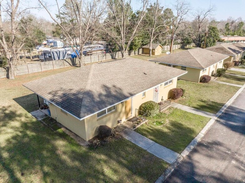 More Photos Of 5307 Houston Rd, Macon-Bibb Apartments For Sale